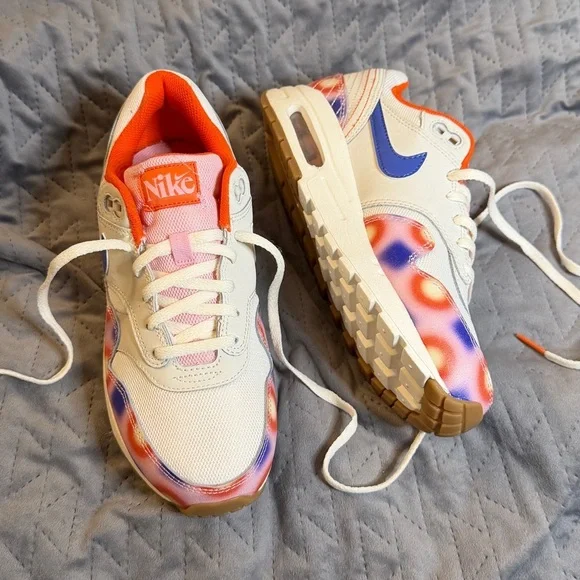 Nike
Air max 1 SE
 GS
'everything you need'
Brand new - Picture 2 of 11